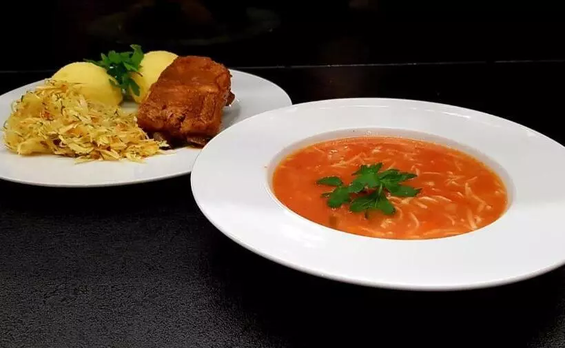 ベッドアンドブレックファースト Przystanek Roszków  Noclegi I Restauracja