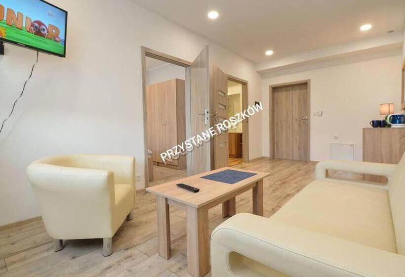 住宿加早餐 Przystanek Roszków Noclegi I Restauracja