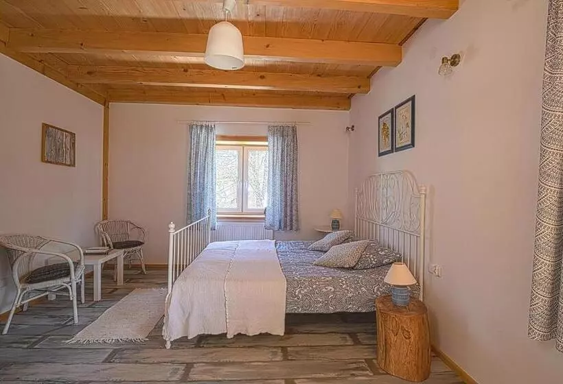 Aamiaismajoitus (B&B) Siedlisko Zakucie