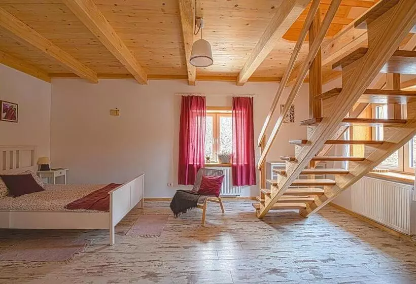 Aamiaismajoitus (B&B) Siedlisko Zakucie