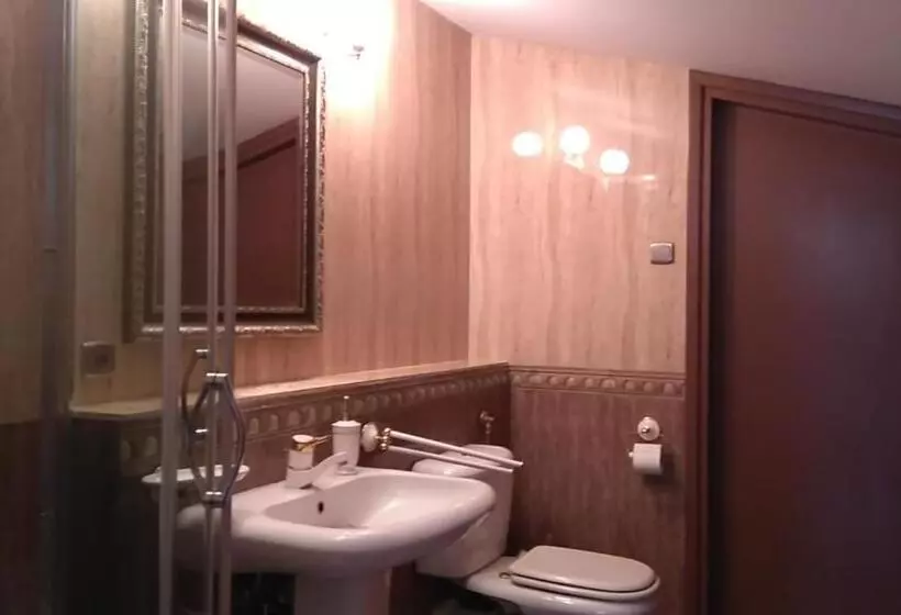 ベッドアンドブレックファースト Villa Podkowa