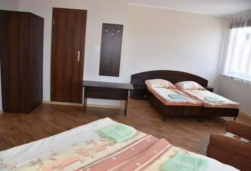 Aamiaismajoitus (B&B) Willa Białe Piaski