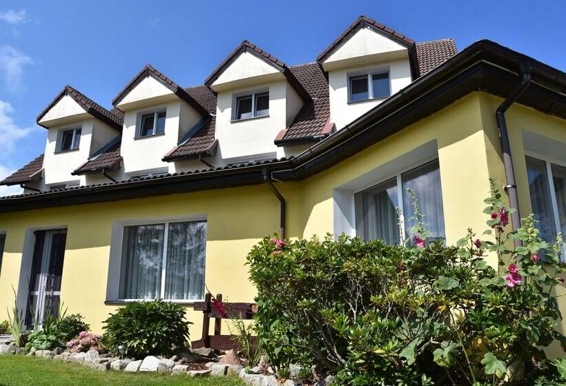 住宿加早餐  Willa Białe Piaski