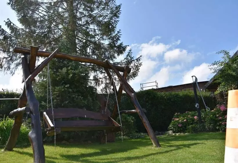 Aamiaismajoitus (B&B) Willa Białe Piaski