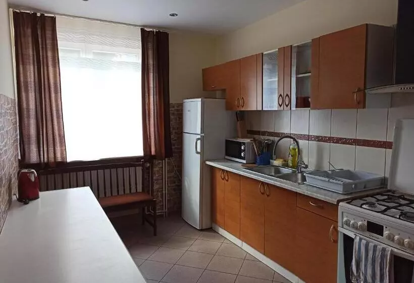 هاستل Noclegi Słodki Sen 1