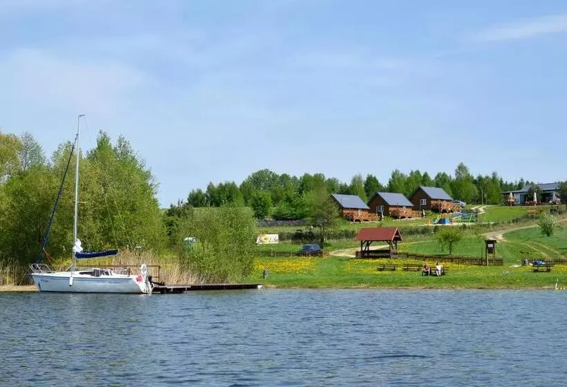 ホテル Agroturystyka Nad Wielkim Szelągiem