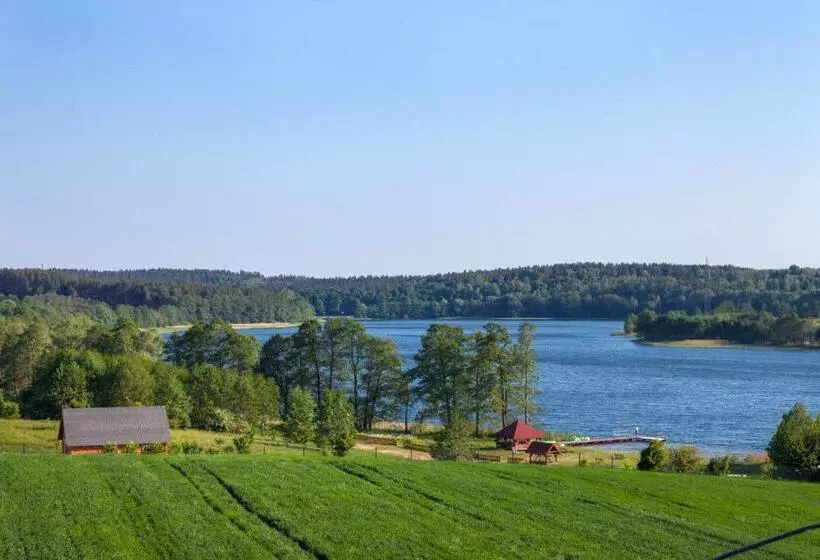 ホテル Agroturystyka Nad Wielkim Szelągiem