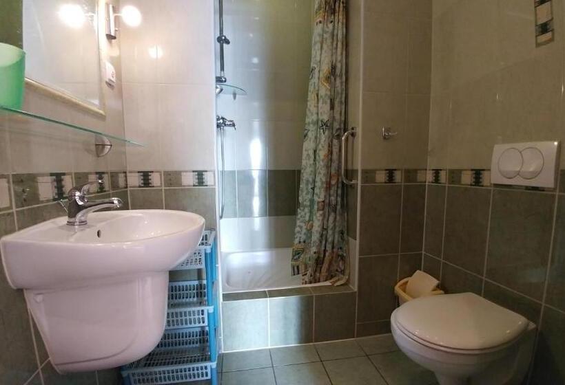 ホテル Dworek Słoneczko