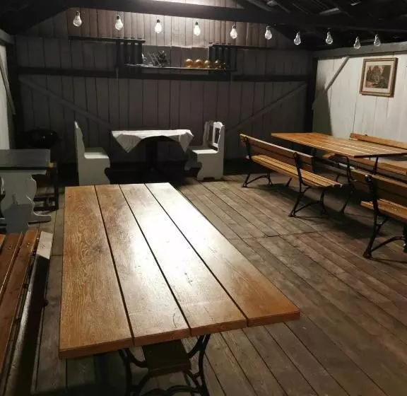 ホテル Noclegi święta Katarzyna ,, Pod Jeleniami Prawdziwymi