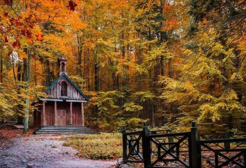 בית מלון כפרי Noclegi święta Katarzyna ,, Pod Jeleniami Prawdziwymi