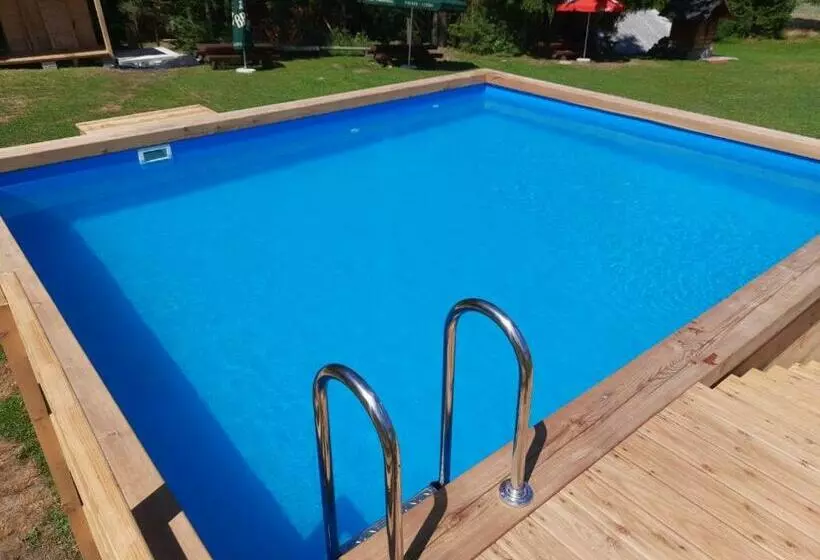 ホテル Olza Karczma I Pokoje