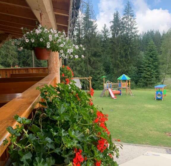 فندق Olza Karczma I Pokoje