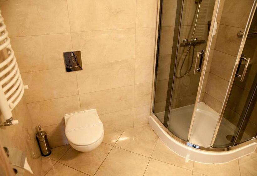 فندق Pod Szyszkami