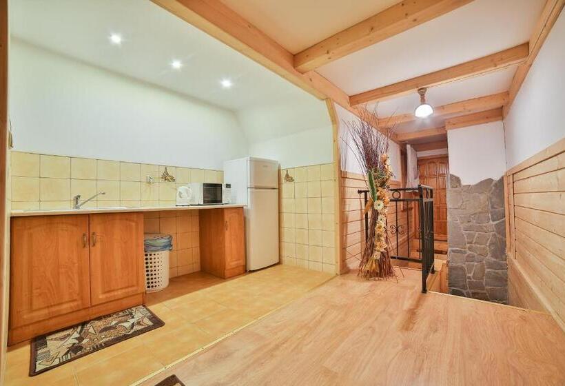 Hotell Pokoje Na Zakręcie Blisko Term Bania Oraz Restauracji Rodzinna Atmosfera