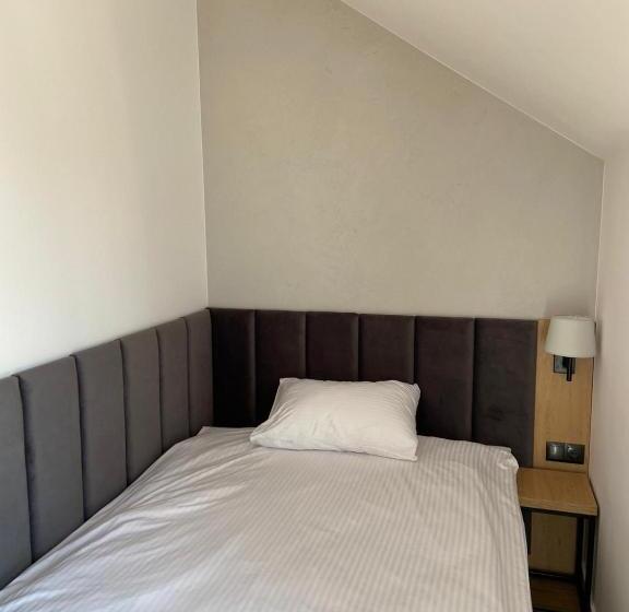 בית מלון כפרי Sebory