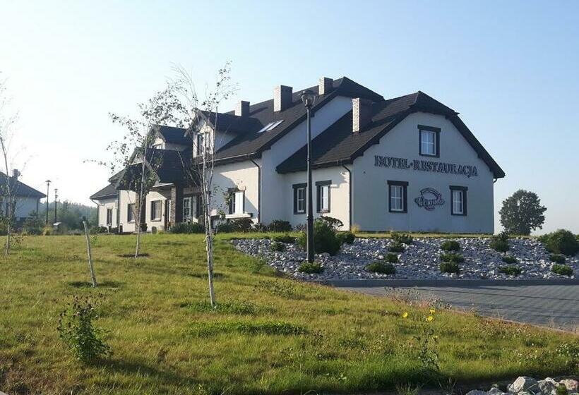 ホテル Weranda åopuszno