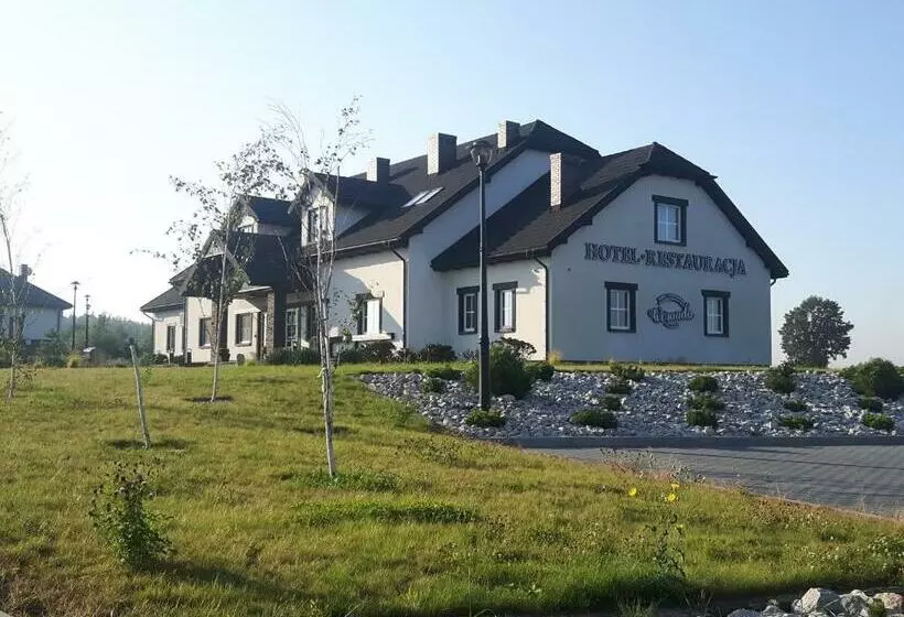 ホテル Weranda åopuszno