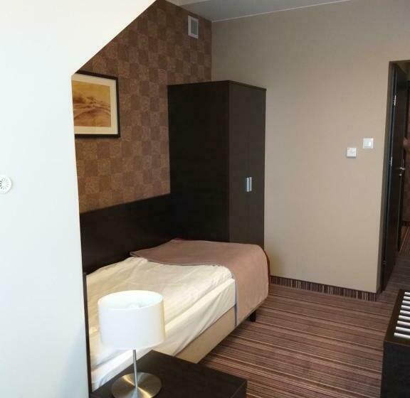 ホテル Weranda åopuszno