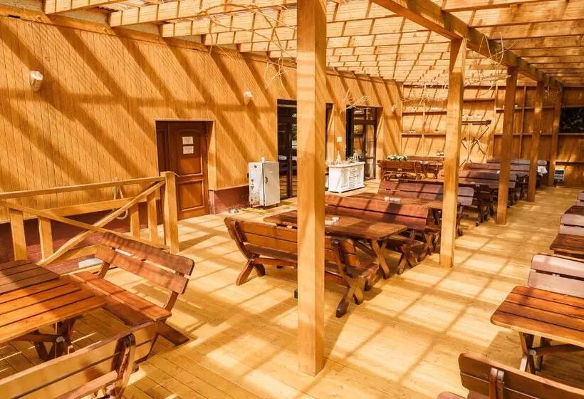 ペンション Złoty Jeleń Restauracja I Dom Gościnny
