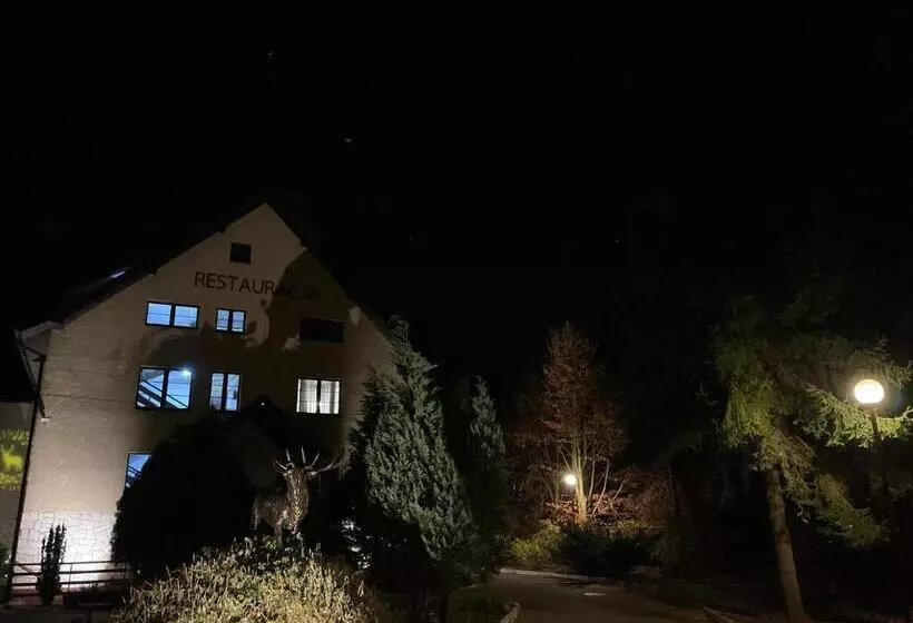 ペンション Złoty Jeleń Restauracja I Dom Gościnny