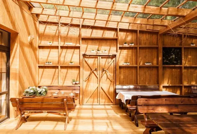 ペンション Złoty Jeleń Restauracja I Dom Gościnny