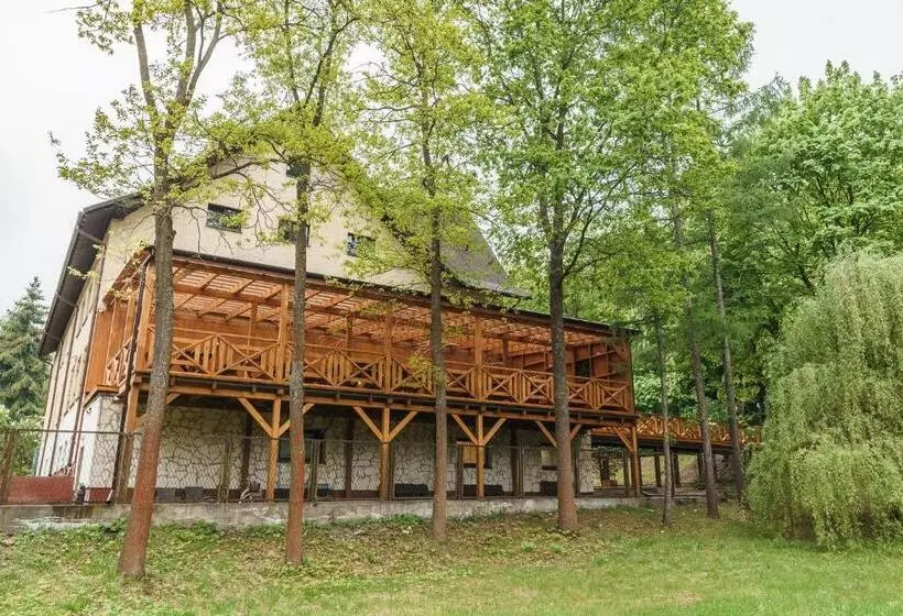 ペンション Złoty Jeleń Restauracja I Dom Gościnny