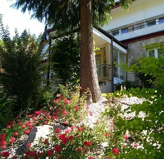 Lomakeskus Dom Wczasowy Sokolica