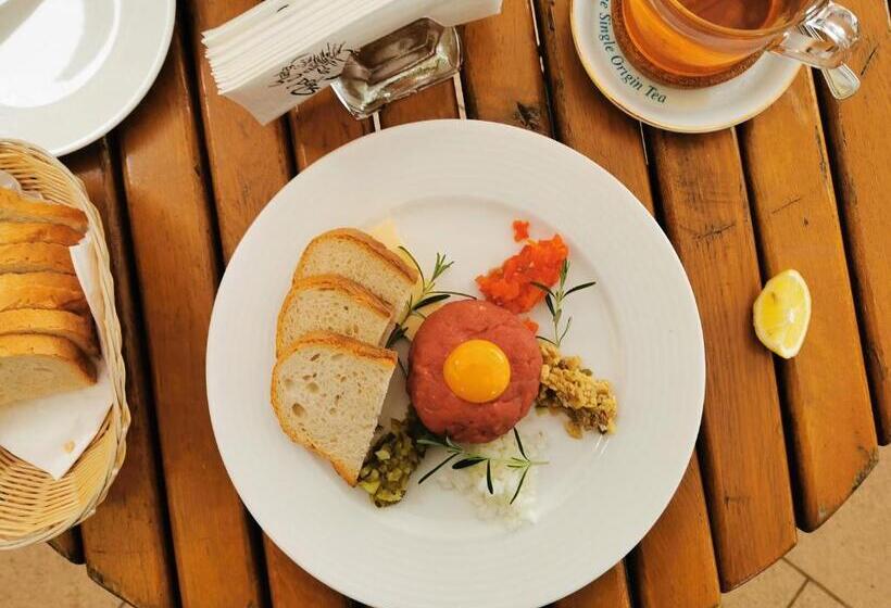 호스텔 I Restauracja Pod Skałą Jasło