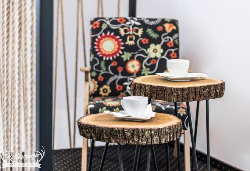 旅馆 Pokoje Hotelowe Nad Jeziorem Jelen