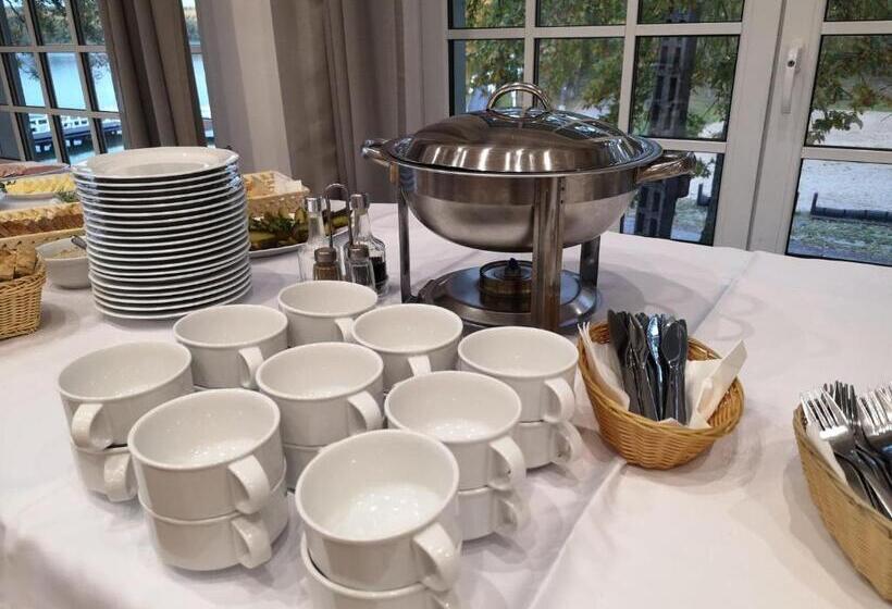 旅馆 Pokoje Hotelowe Nad Jeziorem Jelen