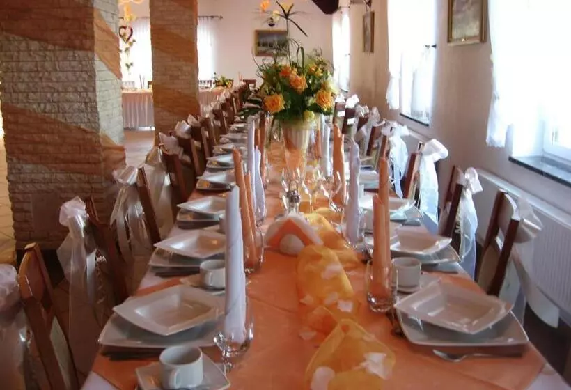 ユースホステル Zajazd Idylla