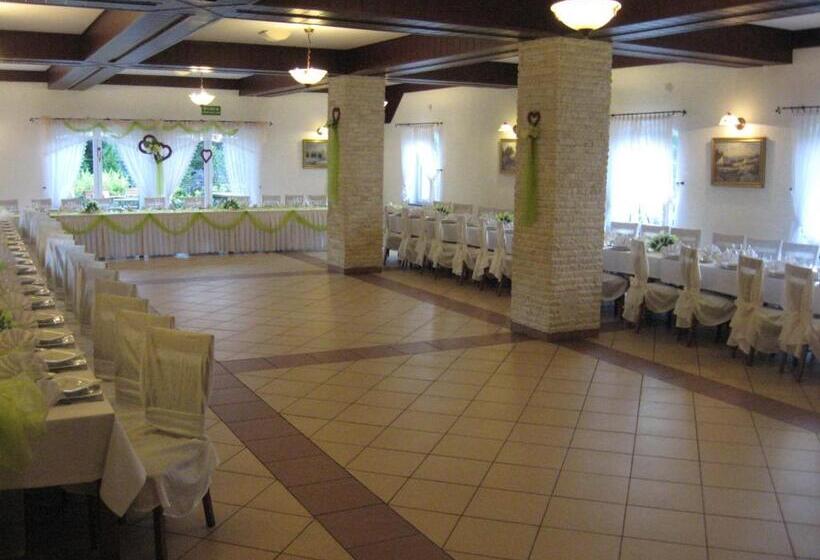 ユースホステル Zajazd Idylla