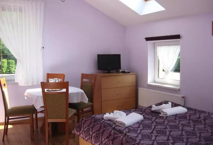 ユースホステル Zajazd Idylla