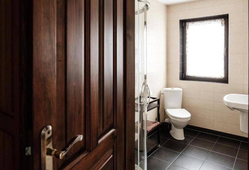 Bed and Breakfast Dom Malowany