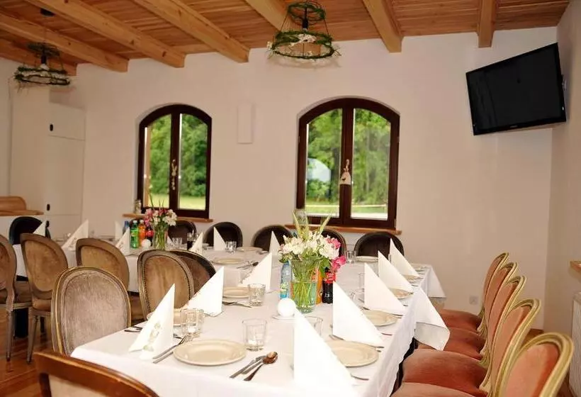 Aamiaismajoitus (B&B) Dom Nad Rozlewiskiem