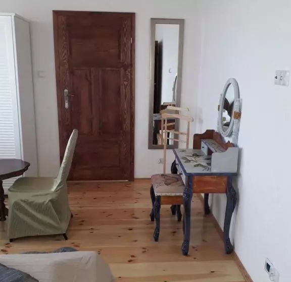 Aamiaismajoitus (B&B) Dom Nad Rozlewiskiem