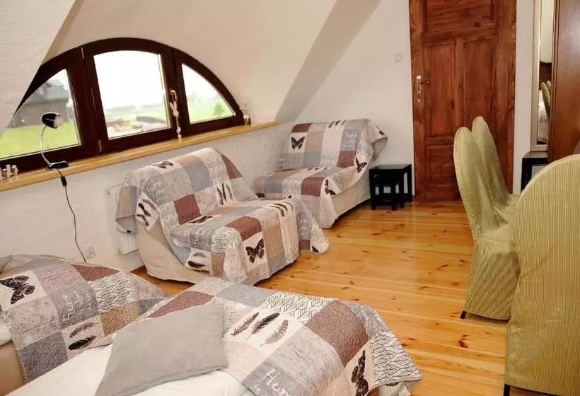 Aamiaismajoitus (B&B) Dom Nad Rozlewiskiem