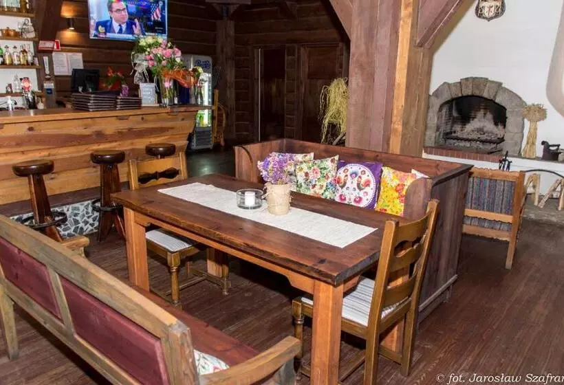 Aamiaismajoitus (B&B) Dom Nad Rozlewiskiem