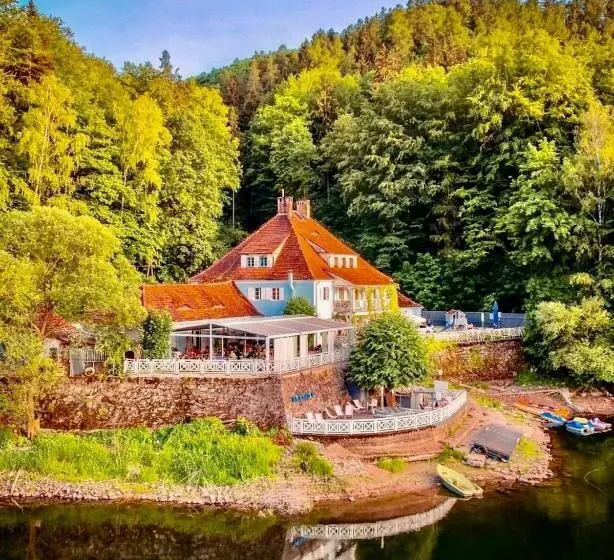 Aamiaismajoitus (B&B) Fregata