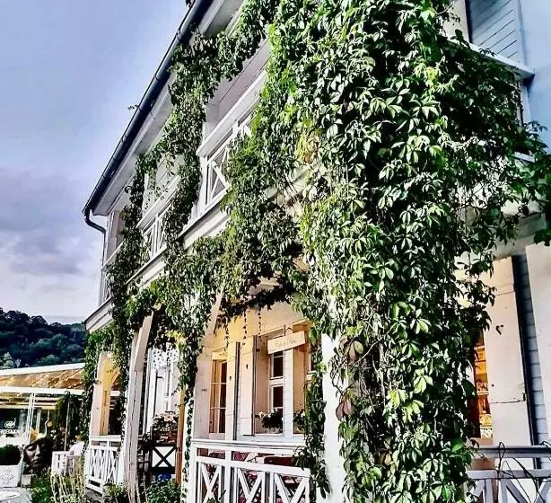 Aamiaismajoitus (B&B) Fregata