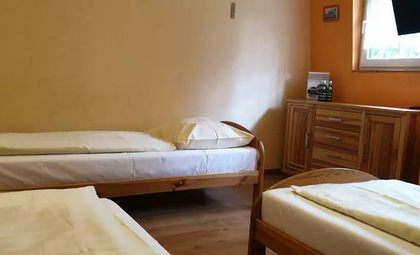 تختخواب و صبحانه Gospoda Graniczna Bombaj Jakuszyce