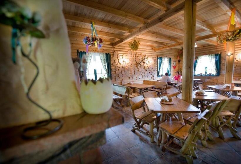 민박 Karczma Biesiadna