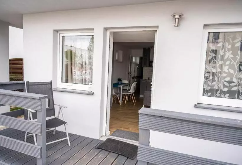 Aamiaismajoitus (B&B) Marinas Rewa