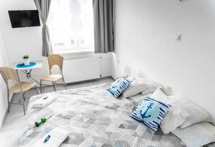 مبيت وإفطار Marinas Rewa