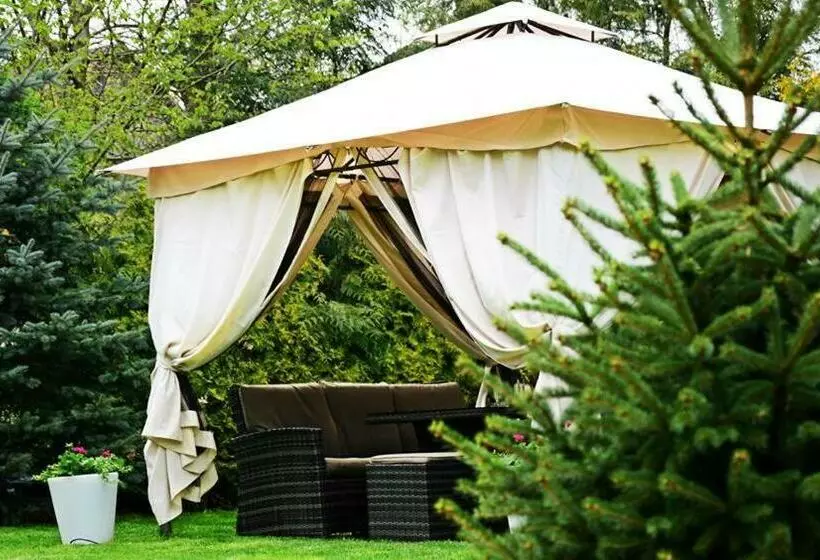 Aamiaismajoitus (B&B) Pensjonat Rozanna