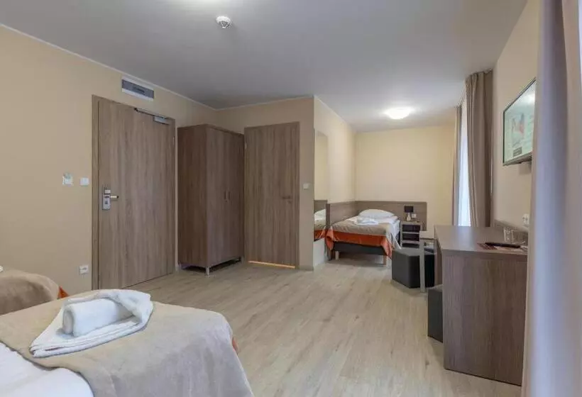 ベッドアンドブレックファースト Przystanek Alaska