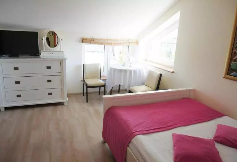 Aamiaismajoitus (B&B) Sloneczny Dom