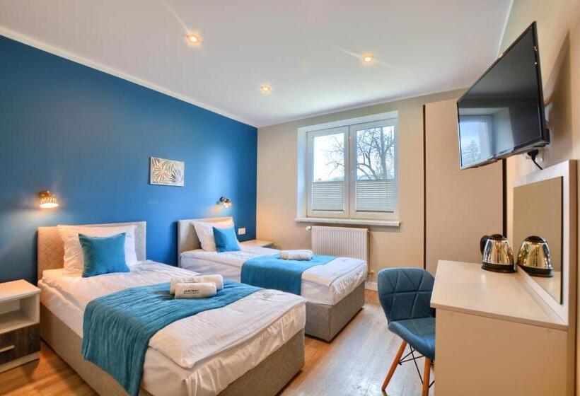 مبيت وإفطار Spa & Resort Bukowiec