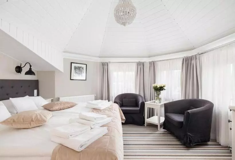 تختخواب و صبحانه Villa Astra Baltica