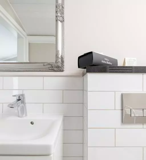 تختخواب و صبحانه Villa Astra Baltica